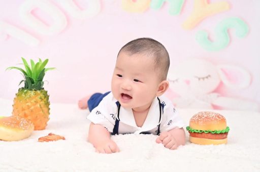 广州代怀试管生子断奶几天宝宝就适应了